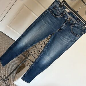 AG the Stevie Ankle skinny jeans. Size 29.  Inseam 27 in.